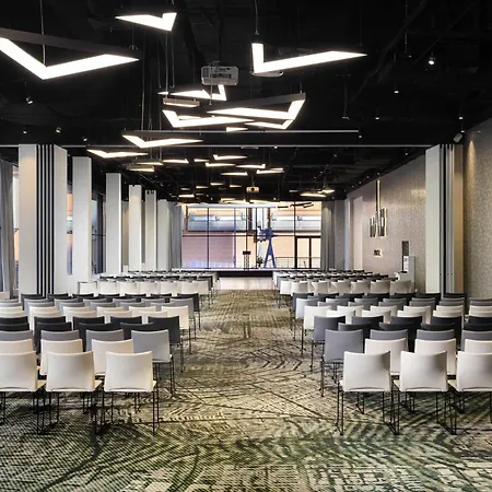 호텔 노보텔 센트럼 4*