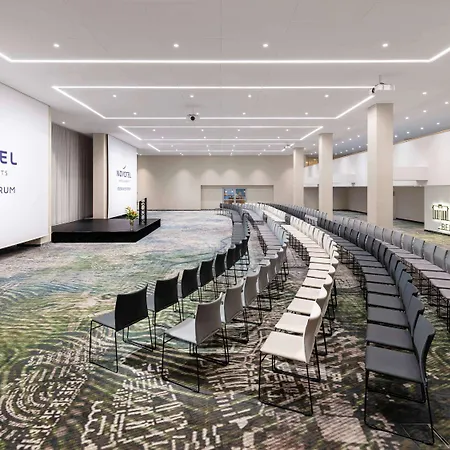 Отель Novotel Centrum