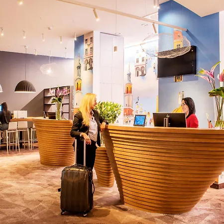 Отель Novotel Centrum Познань