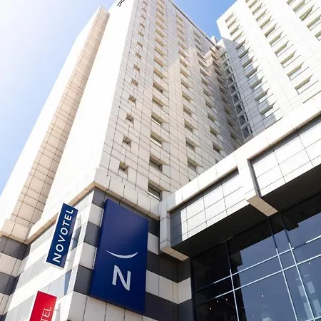 Отель Novotel Centrum 4*
