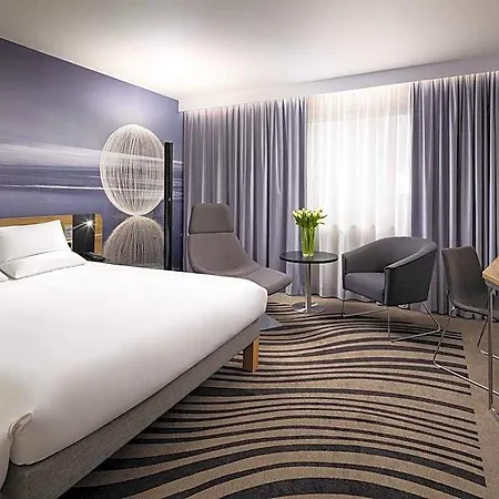 Novotel Centrum Hotel 4*