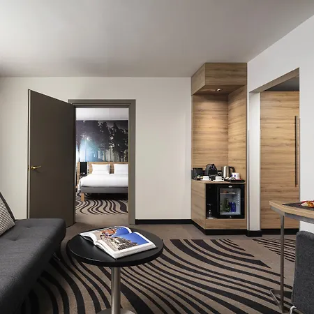 Novotel Centrum Отель 4*